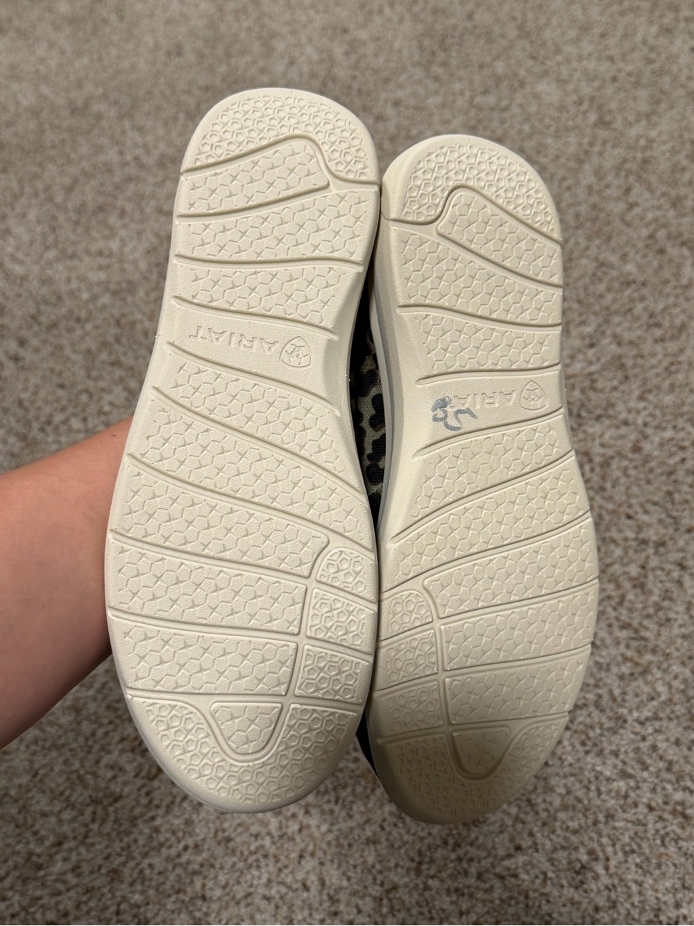 Ariat Leopard Print Hilo Lace-Up Sneaker in olive leopard print 9b - Picture 12 of 14